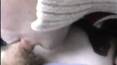 Un bel pompino con tanta sborra da uomo italiano