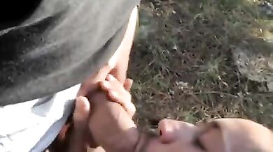 Mi succhio il suo cazzo outdoor