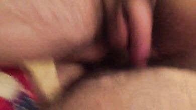 Italiano peloso cavalca il cazzo del partner