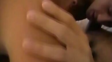 Sesso gay a tre fra ragazzi italiani