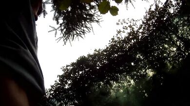 Vecchio italiano succhia e sega il cazzo a suo nipote