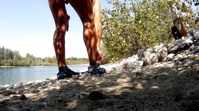 Vecchio gay grasso spompinato gode