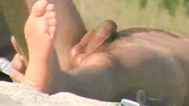 Gay italiani nudisti in spiaggia