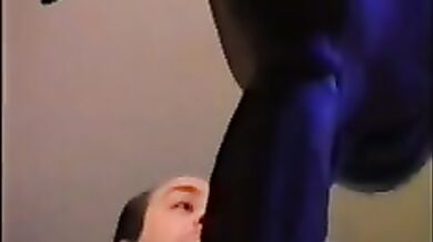 Pino si fa sborrare in bocca