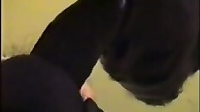 Pino si fa sborrare in bocca