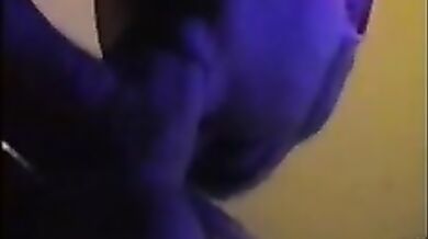 Pino si fa sborrare in bocca