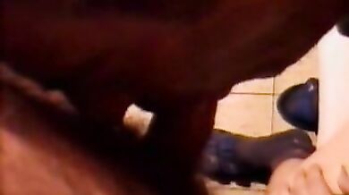 Pino si fa sborrare nel culo