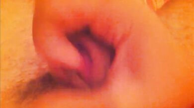 Calciatore Ale si masturba