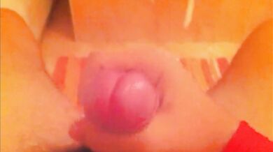 Calciatore Ale si masturba