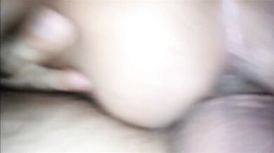 Primo piano di una scopata interrazziale