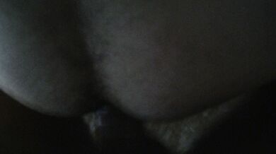 LO PRENDO IN CULO CON PRESERVATIVO