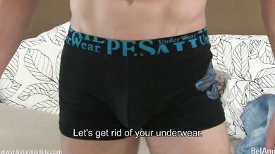 RAGAZZO DOTATISSIMO SI FA UNA SEGA