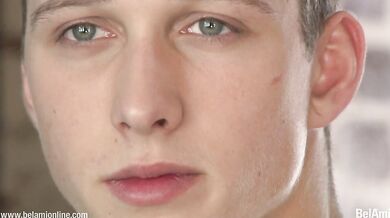 RAGAZZO MOLTO CARINO