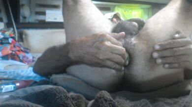 Godendo come il re dei froci !