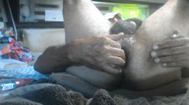 Godendo come il re dei froci !