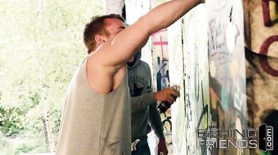 SESSO TRA DUE GIOVANI WRITER