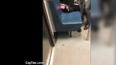 Seghe e pompini in treno