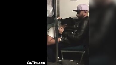 Seghe e pompini in treno