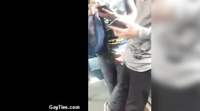 Seghe e pompini in treno