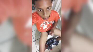 Twink sega il suo asso