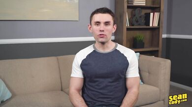 Jamie si masturba e sborra