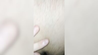 Mentre mi scopa io godo come una troia