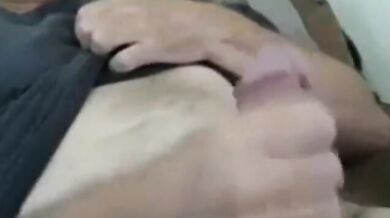 Bell'uomo maturo che viene