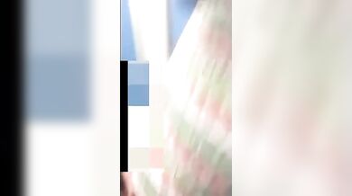 Sesso gay in un bagno pubblico