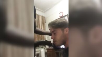 Pompino a grosso cazzo nero