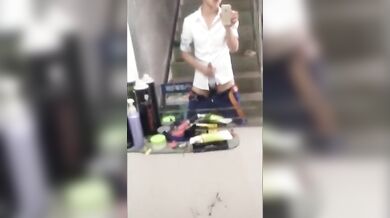 Giovane cinese si masturba