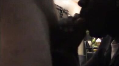 Bel nero ingoia la sborra di cazzi bianchi