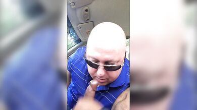 Succhio un bel cazzone nero la mattina presto al parco