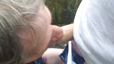 Pompino nel bosco da maturo