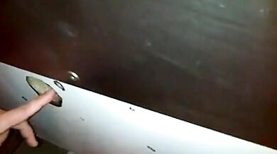 Succhia un cazzo con ingoio...