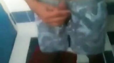 Filippino arrapato si masturba