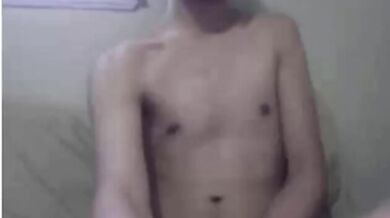 Twink magro con culo voglioso in webcam