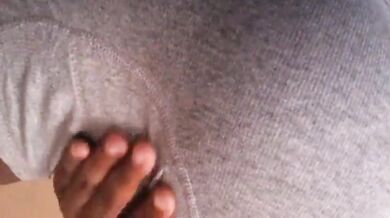 Teen nero arrapato vuole i cazzi più grandi nel culo