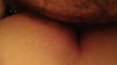 Papà orso incula ragazzo ventenne