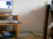 Ragazzo che si sega in cam
