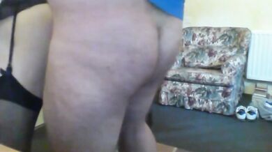 Culo stretto + cazzo duro = creampie