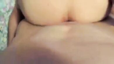 Il mio amico scopa il mio bel culo col suo grosso cazzo