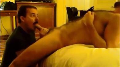 Gran pompino caldo e sborra intensa