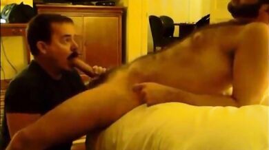 Gran pompino caldo e sborra intensa