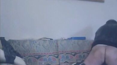 Papà Giorgio mi viene nel culo...