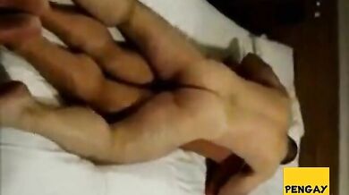 2 muscolosi orsi fanno l'amore