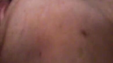 Pompino all'aperto con ingoio di sborra