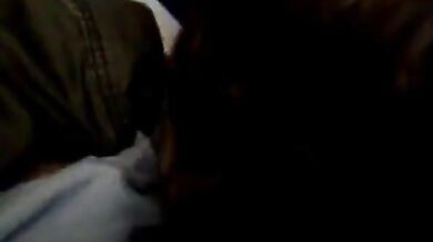 Pompino all'aperto con ingoio di sborra